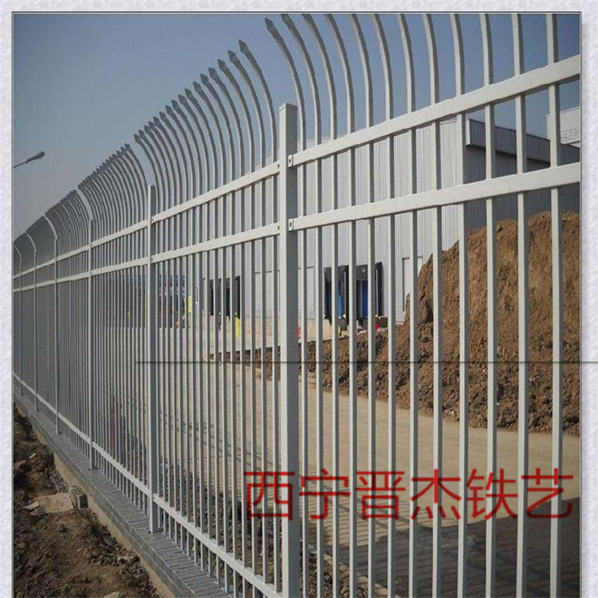 西宁锌钢护栏图片